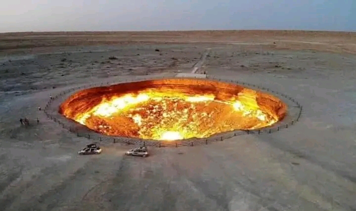 Gerbang Neraka di Gurun Karakum, Turkmenistan