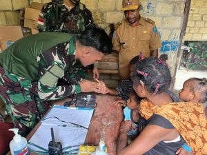 Kembali ke Pangkuan Ibu Pertiwi, Satgas Pamtas Yonif 501/BY Jemput Keluarga OPM