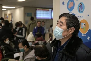 Gelombang Baru COVID-19 Dilaporkan di Tiongkok, Hong Kong, Singapura, dan Thailand