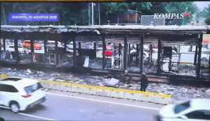 Indonesia di Persimpangan: Aksi Massa, Kerusuhan Terkendali, dan Bayang-Bayang Intrik Politik