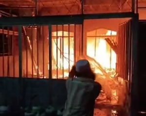 Diduga Korsleting Listrik, Rumah Jasa Laundry di Madiun Terbakar