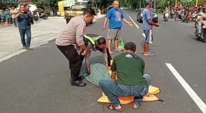 Kakek Pengendara Sepeda Pancal Tewas Disambar Minibus di Magetan